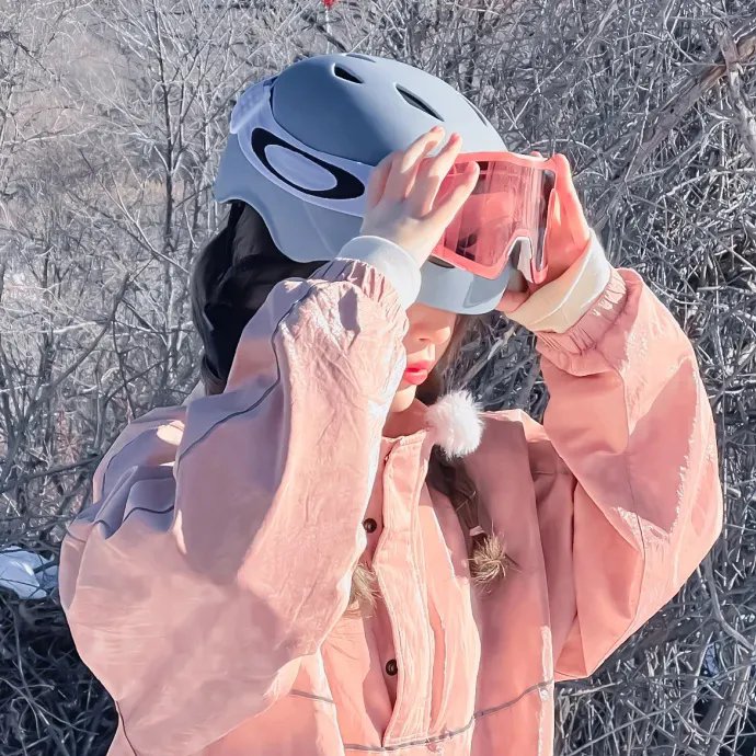 飞女黛丝 在线观看